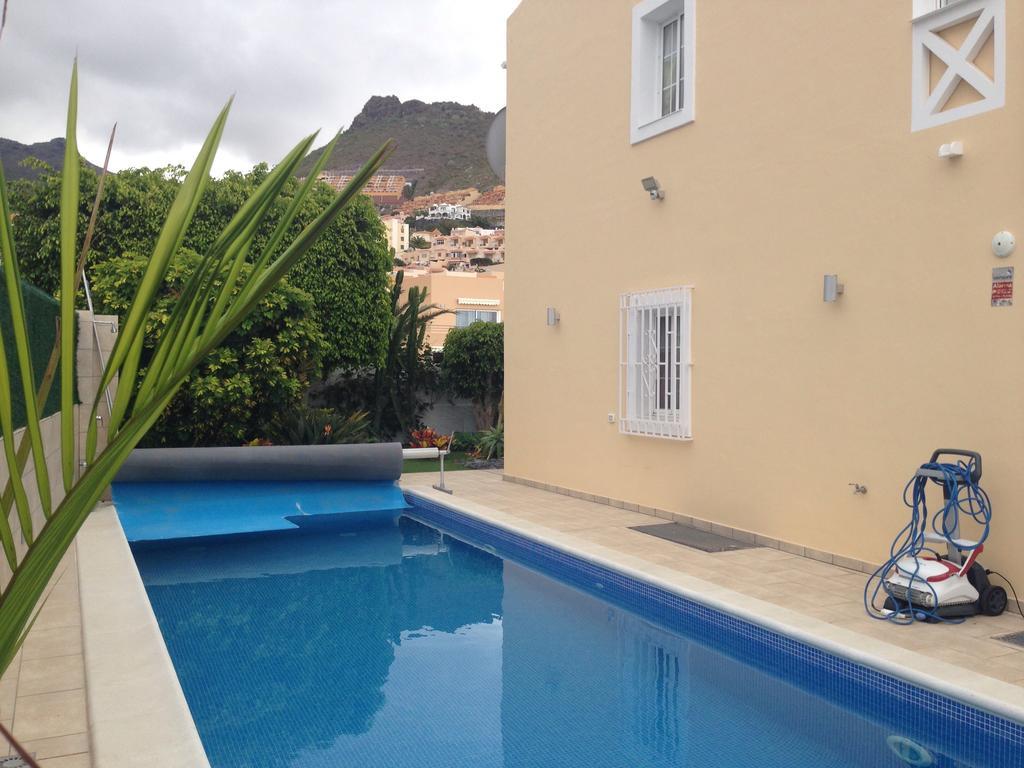 Villa Parque Del Conde, Ocean View Адехе Экстерьер фото