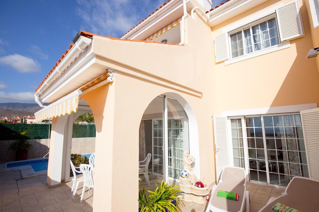 Villa Parque Del Conde, Ocean View Адехе Экстерьер фото